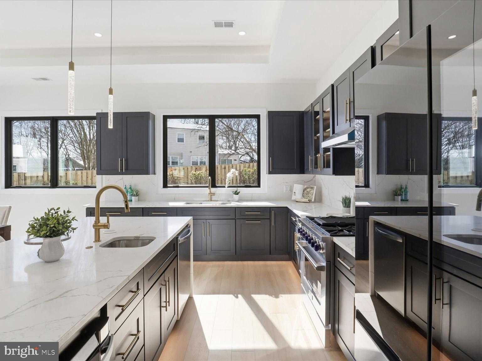 8503 Marquette St photo 11