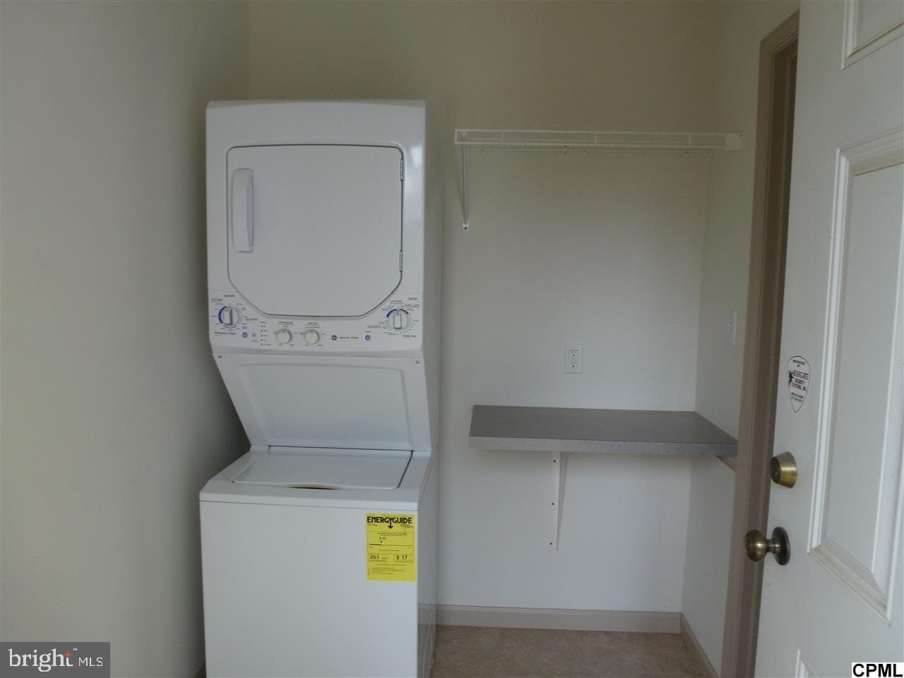 1521 Swatara Street photo 4