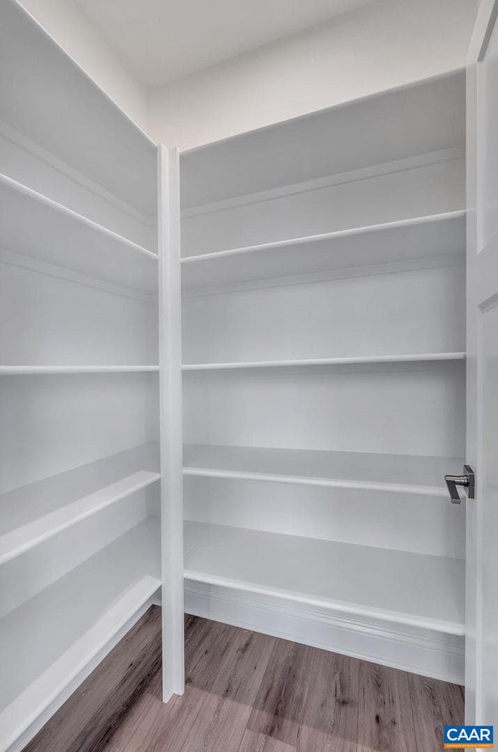 2066 Meyers Way photo 13
