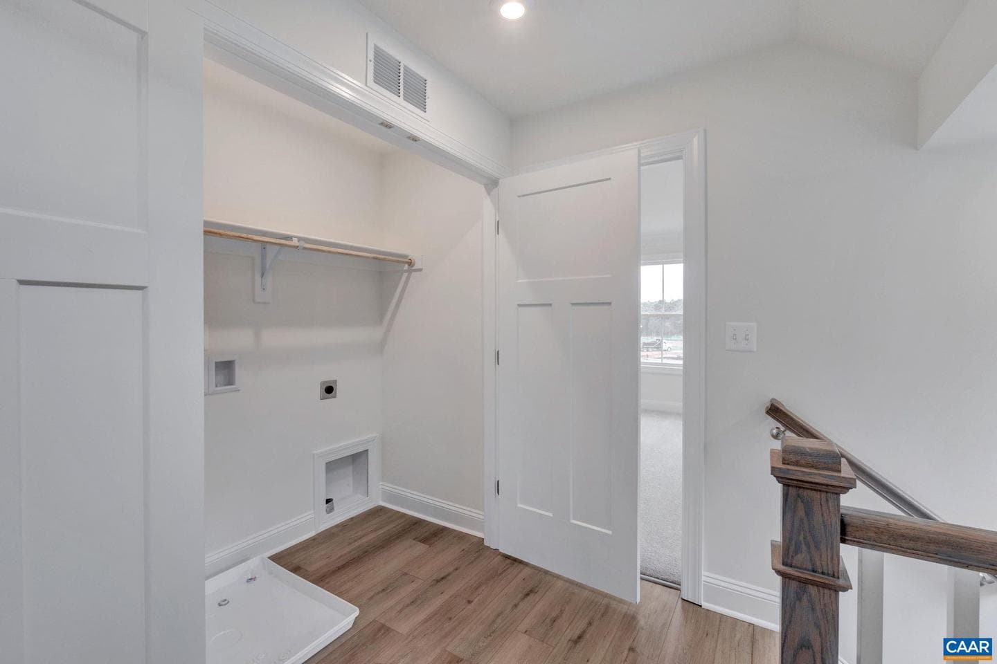 2066 Meyers Way photo 30