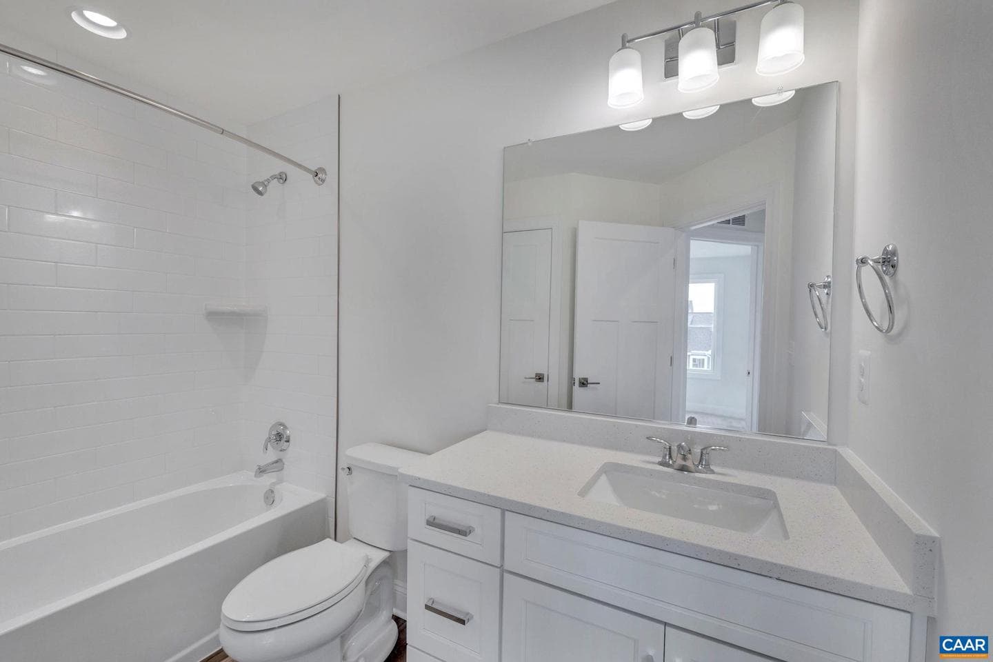 2066 Meyers Way photo 33