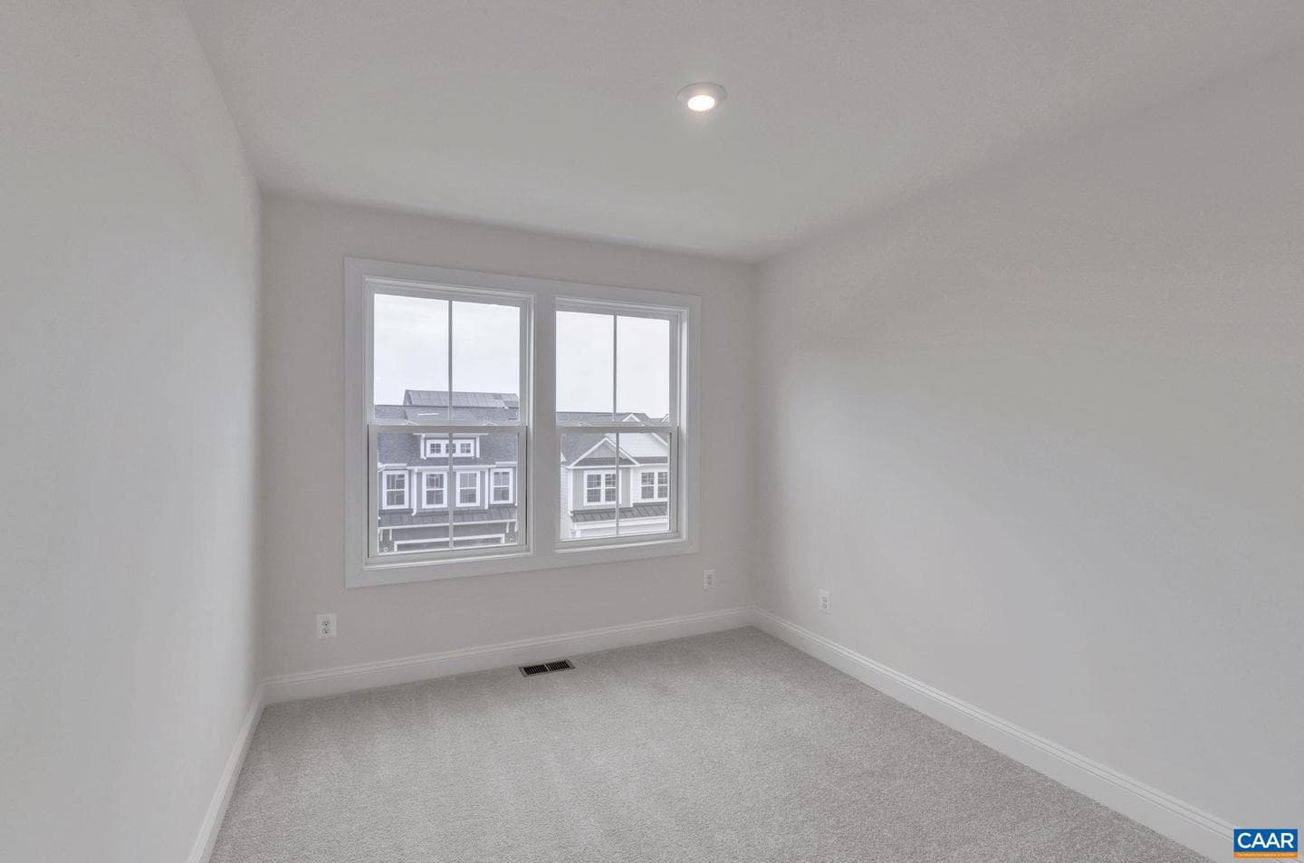 2066 Meyers Way photo 34