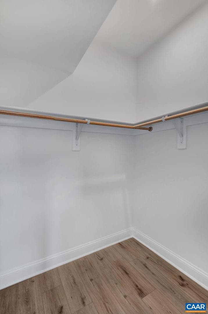 2066 Meyers Way photo 8