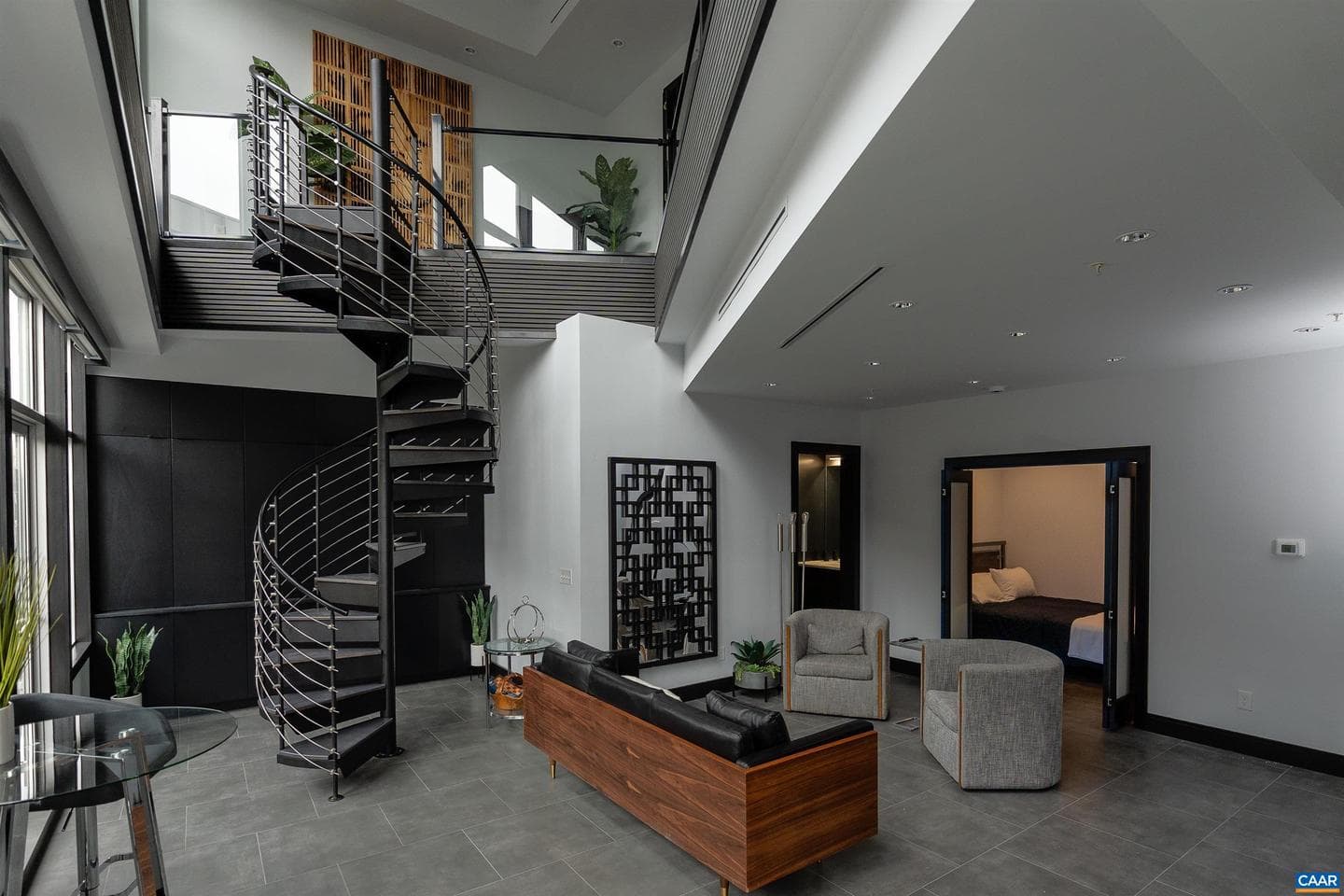 218 W Water St #600, Charlottesville