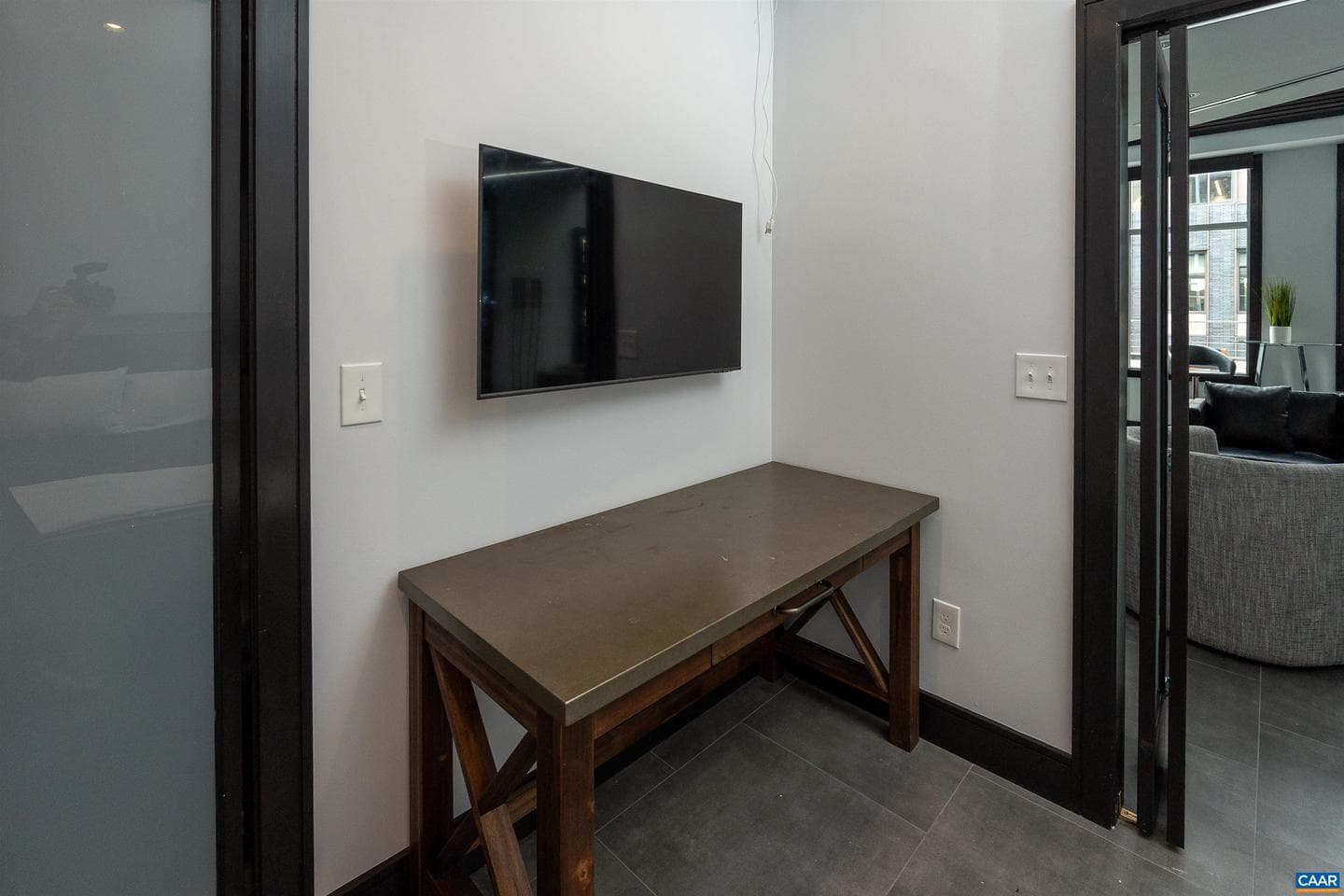 218 W Water St #600 photo 19