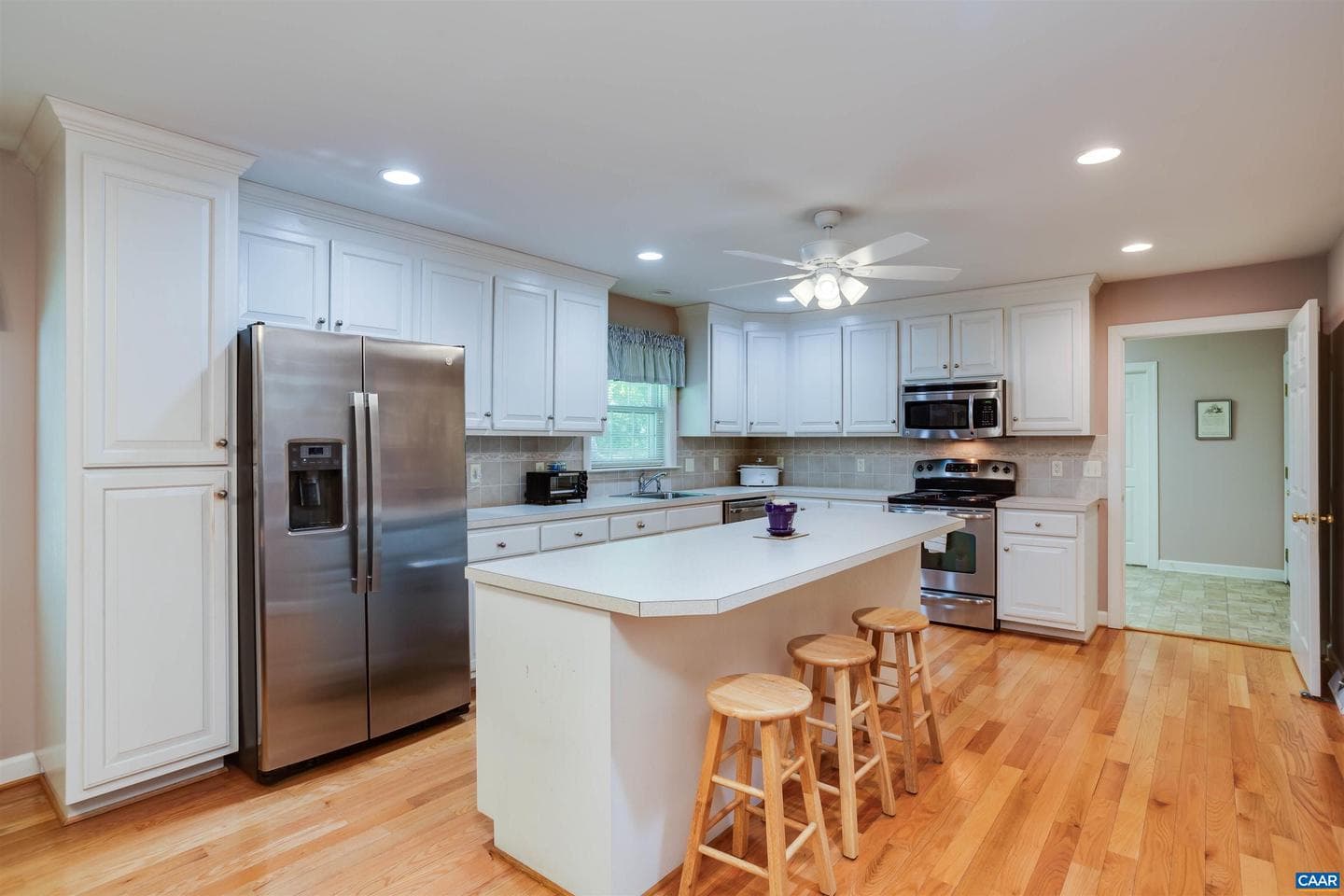 202 Smith Dr photo 11