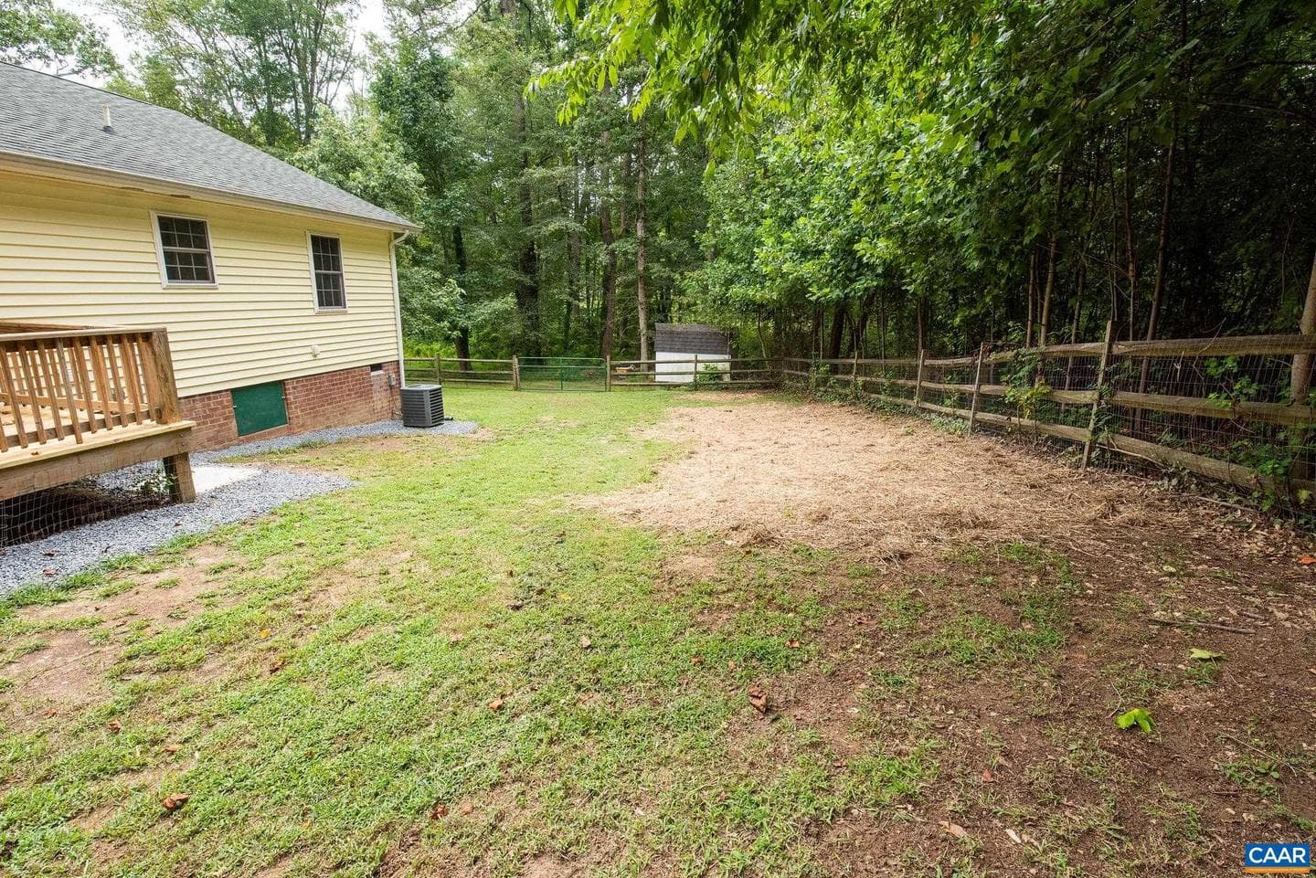 309 Richmond Ave photo 34