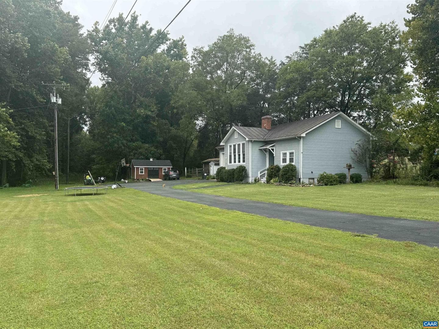 15684 West River Rd photo 5