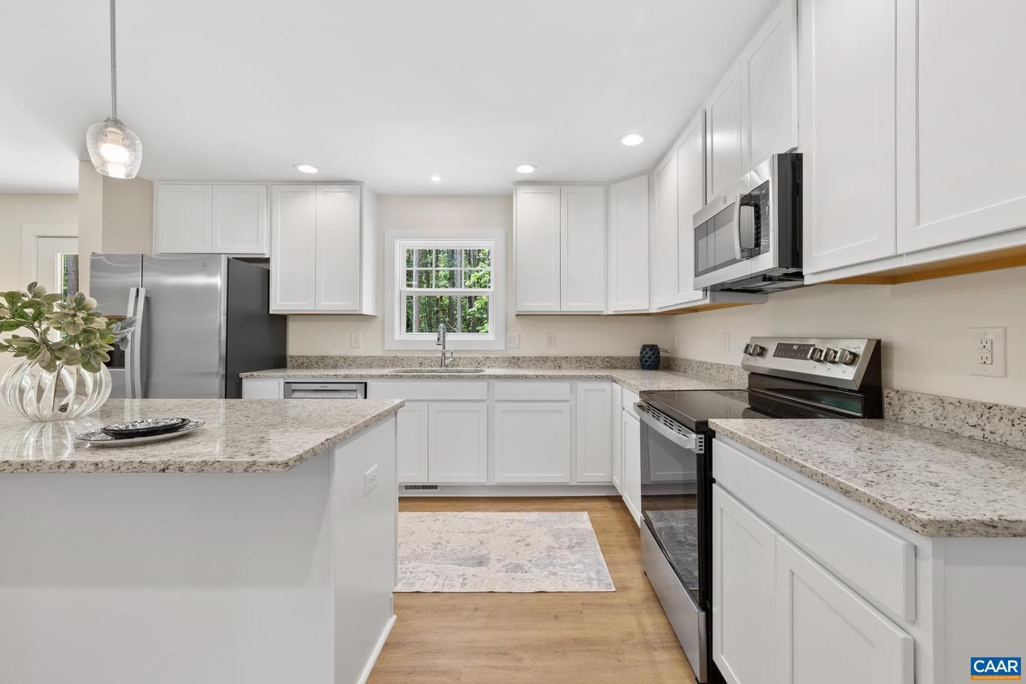 487 Kenwood Ln photo 11
