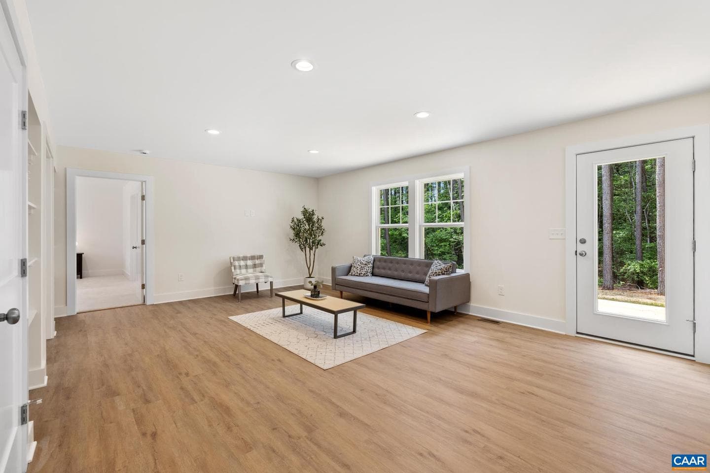 487 Kenwood Ln photo 18