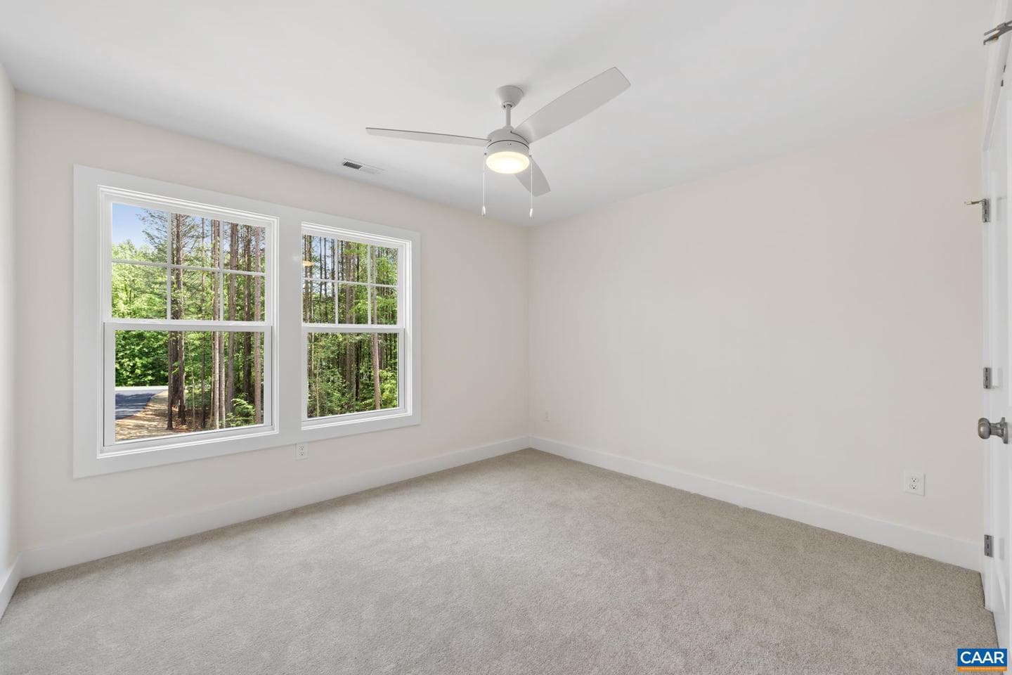 487 Kenwood Ln photo 26