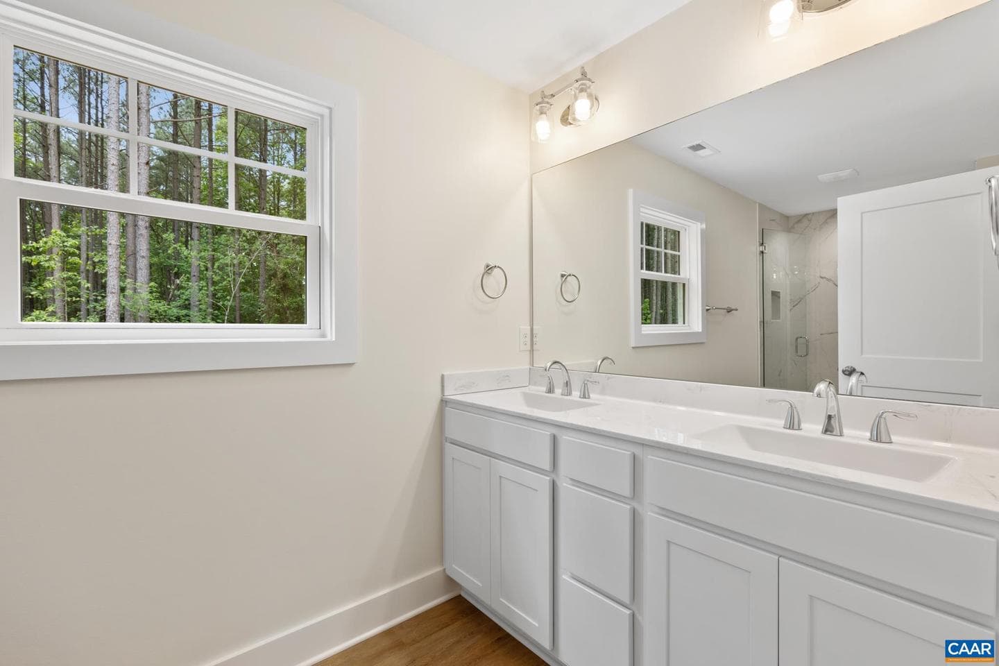 487 Kenwood Ln photo 29
