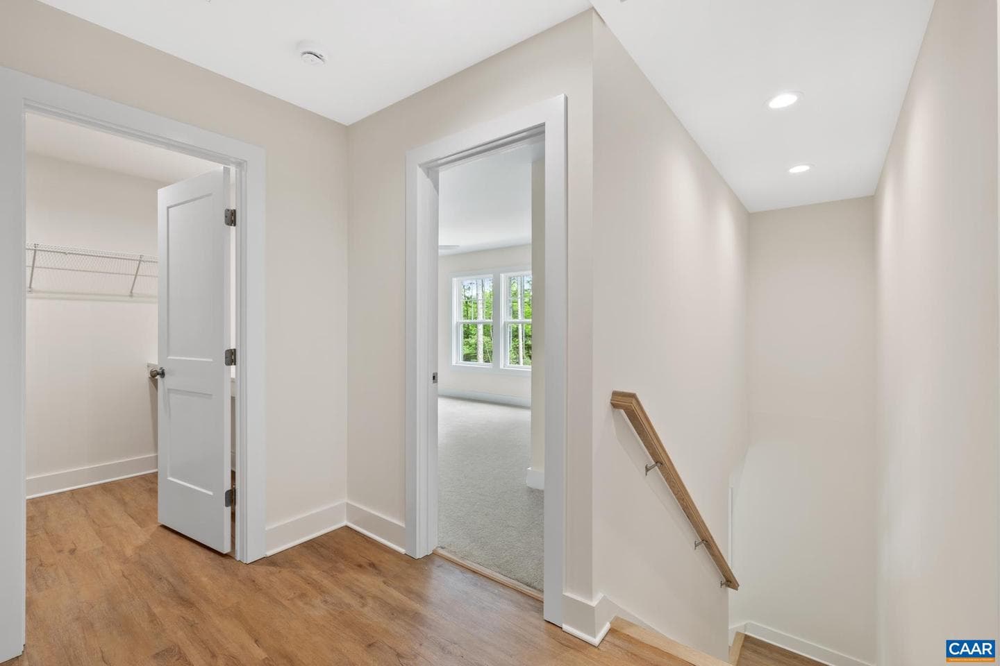 487 Kenwood Ln photo 37