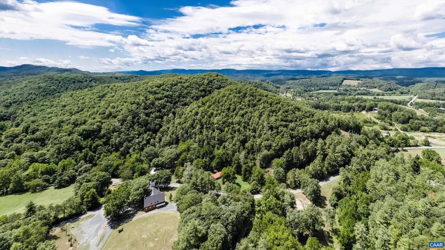 398 Crooked Spur Rd photo 26