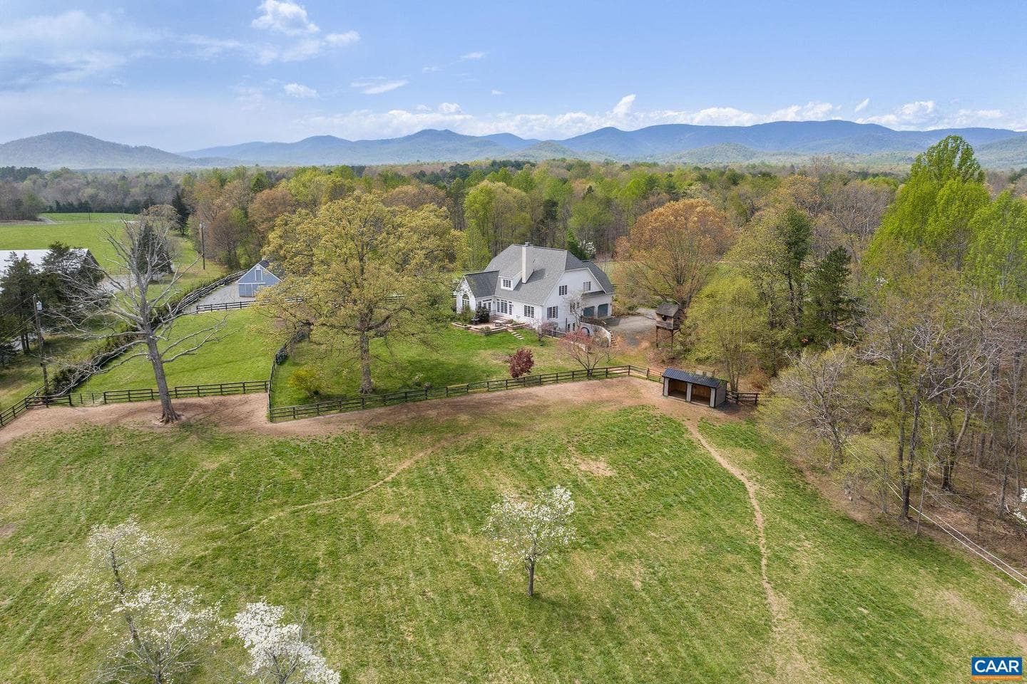 1074 Simmons Gap Rd photo 43