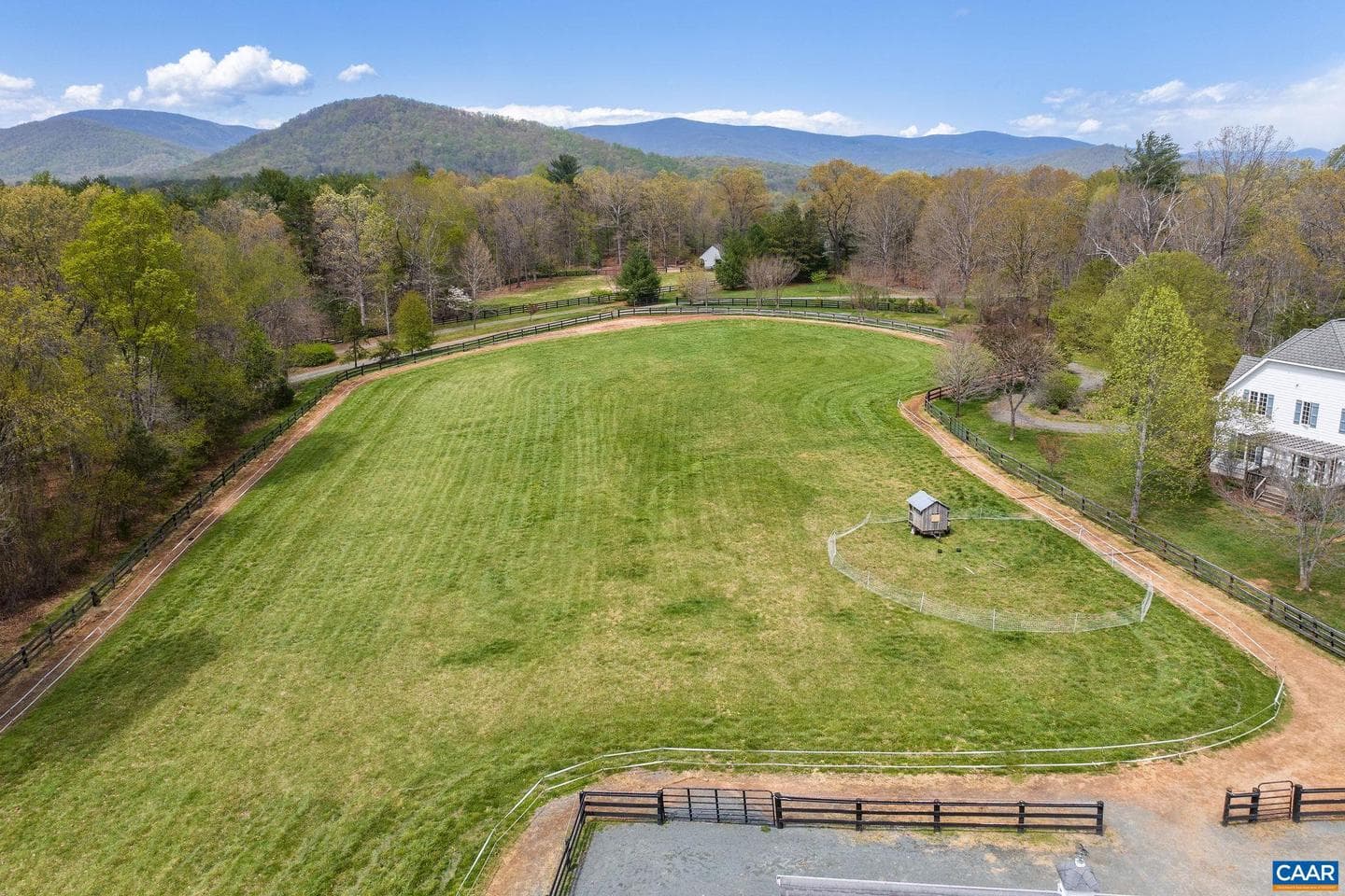 1074 Simmons Gap Rd photo 45