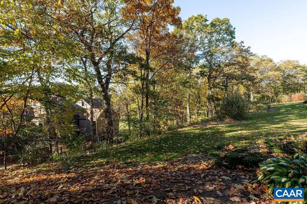 2025 Stone Ridge Condos photo 21