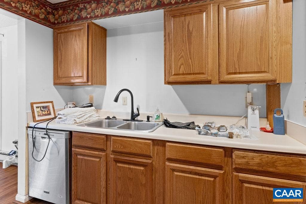 2025 Stone Ridge Condos photo 8