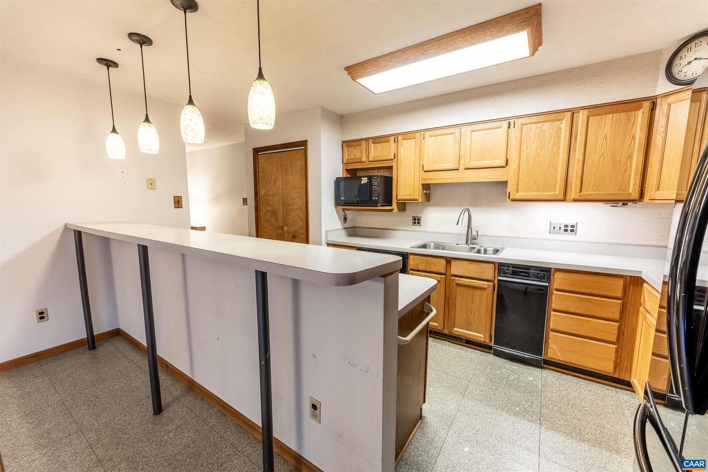 210 Pasture Ln photo 11