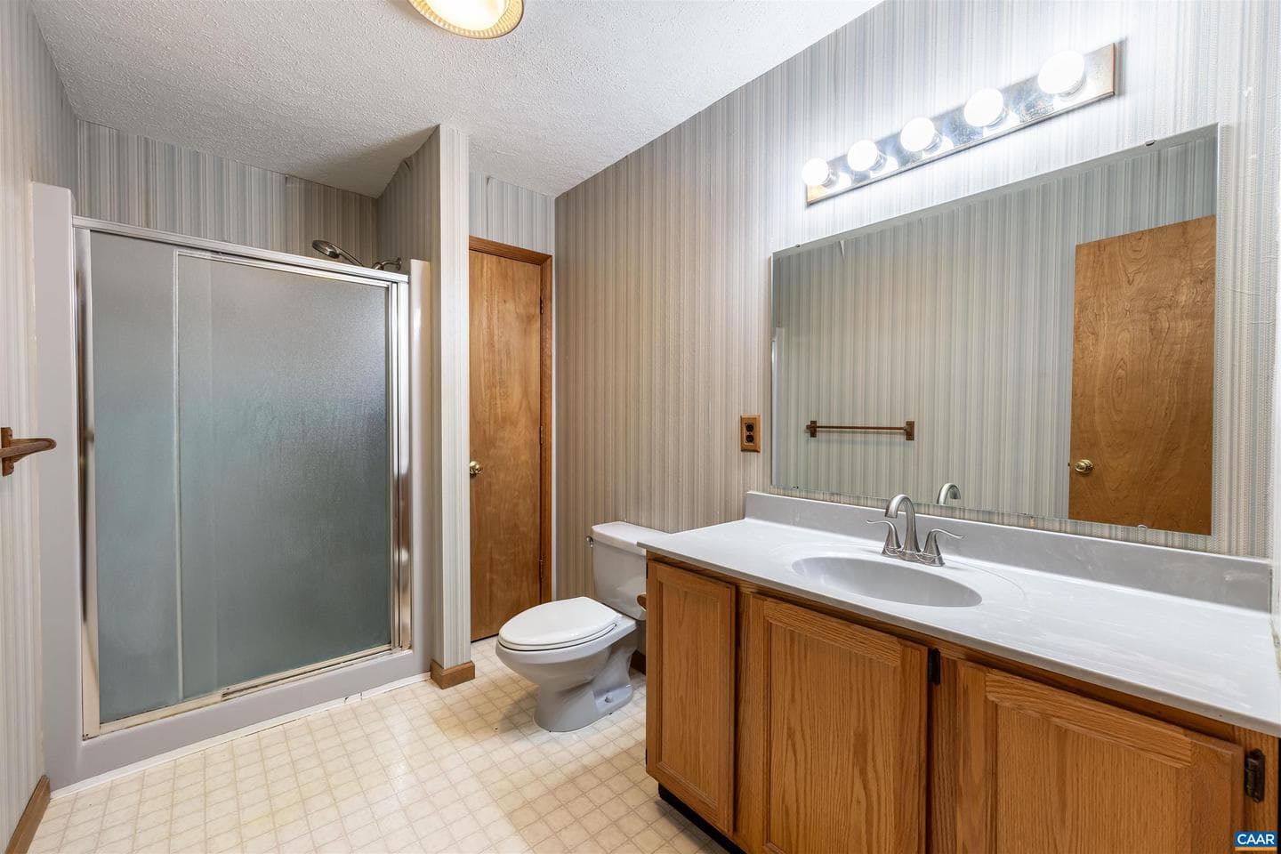 210 Pasture Ln photo 15