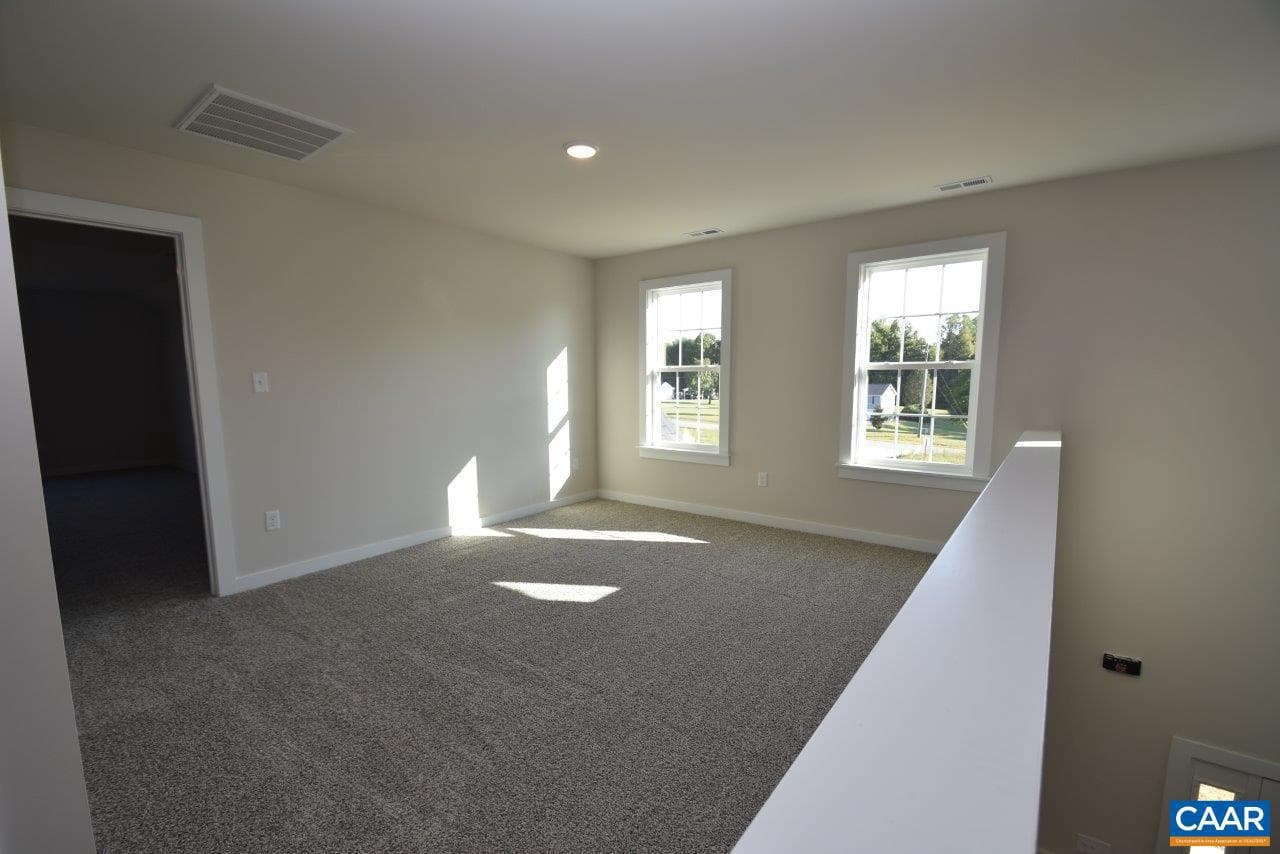 464 Forest Glen Ln #fg 22 photo 5