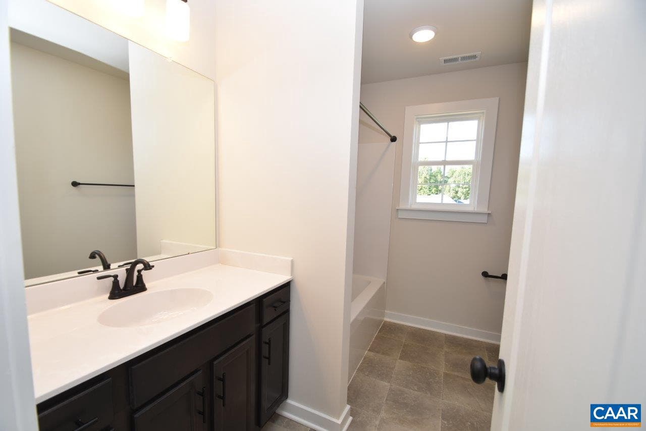 464 Forest Glen Ln #fg 22 photo 9