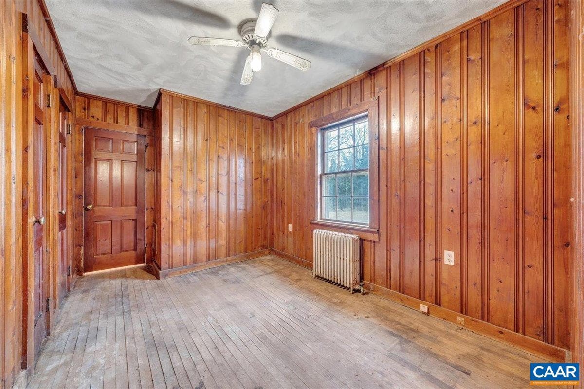 2420 James River Rd photo 25