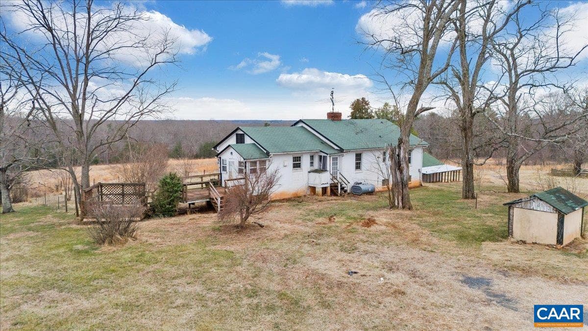 2420 James River Rd photo 38