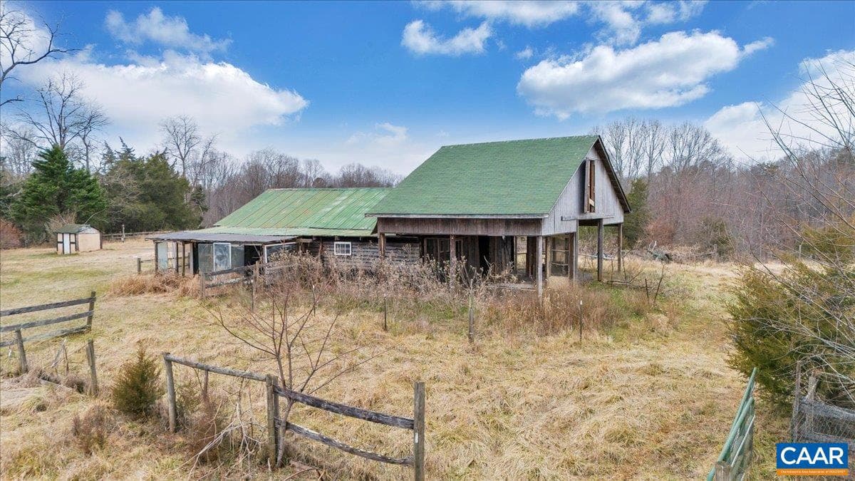 2420 James River Rd photo 68