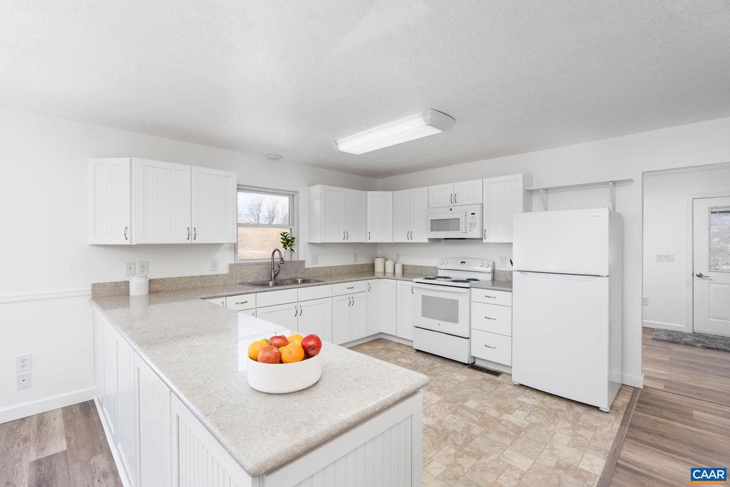 286 Ralston Ln photo 7