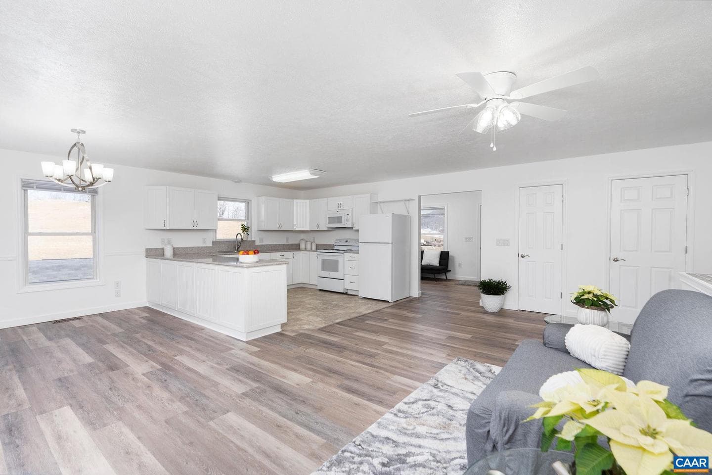286 Ralston Ln photo 9