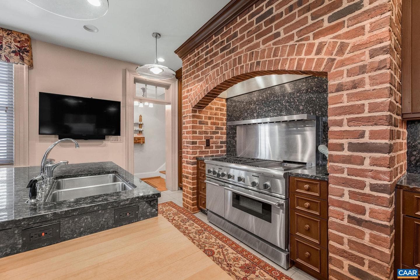 8199 Scottland Farm Dr photo 23