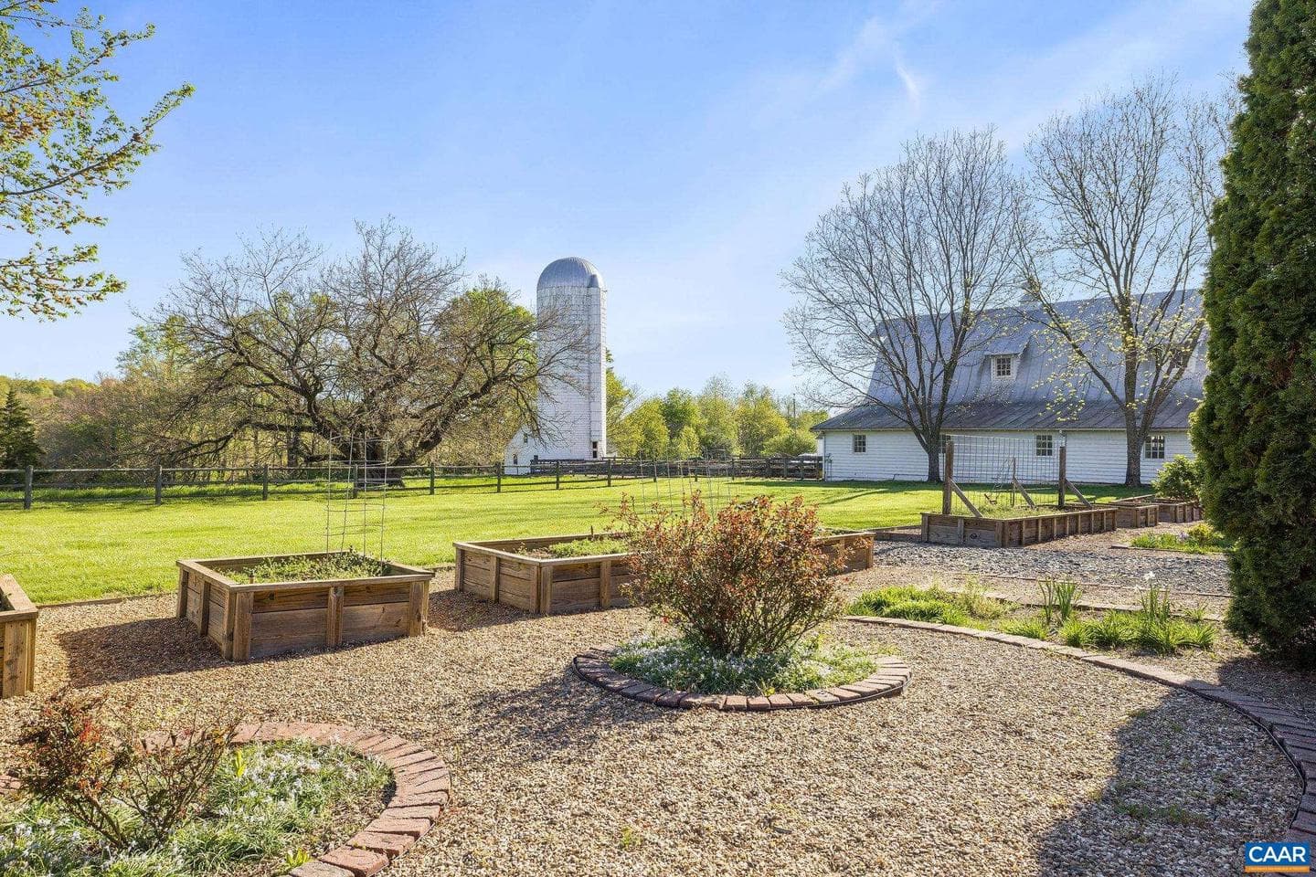 8199 Scottland Farm Dr photo 58