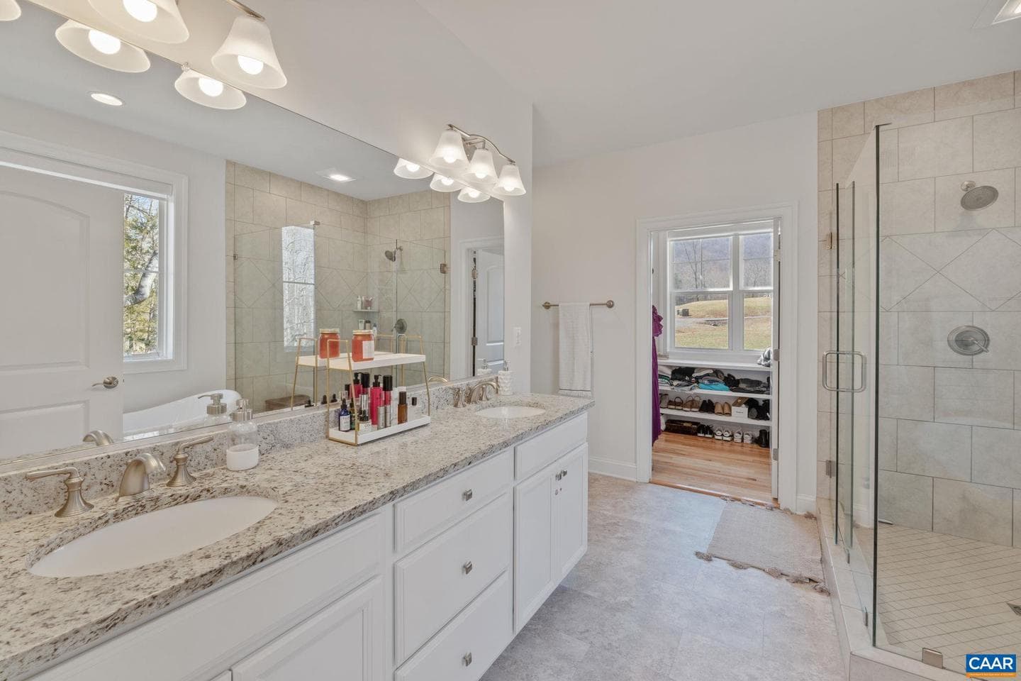 103 Bartholomew Pl photo 32