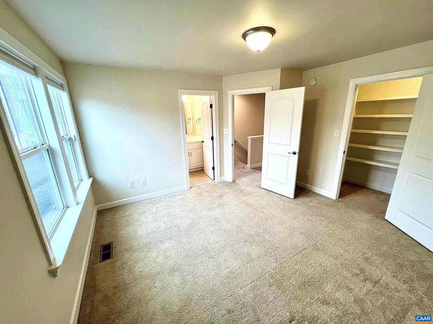 251 Huntley Ave photo 21