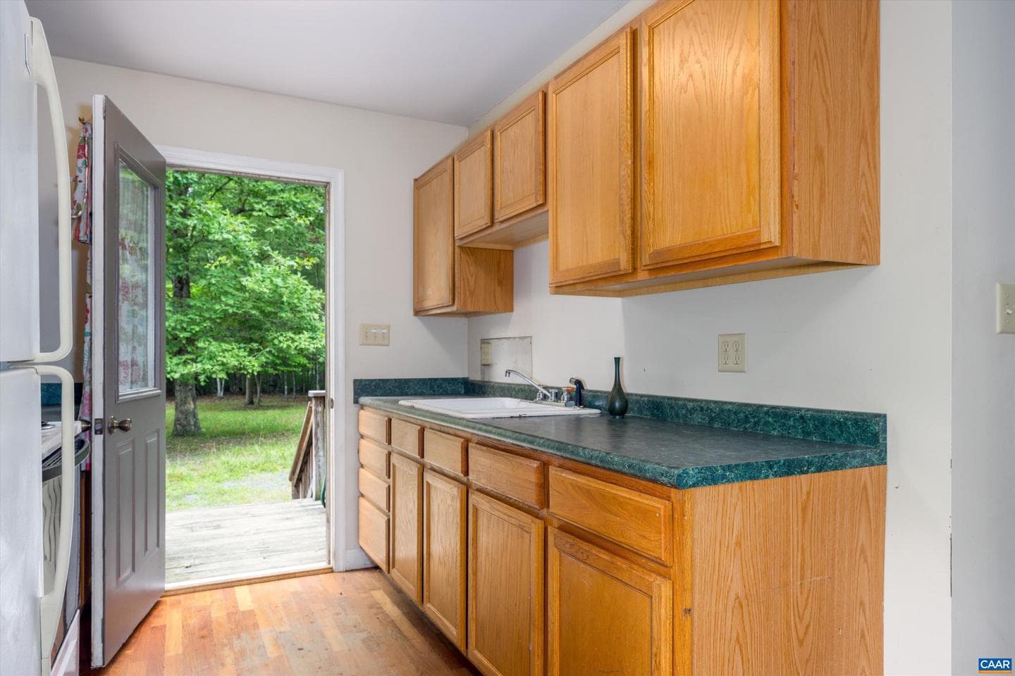 277 Coffee Pot Rd photo 4