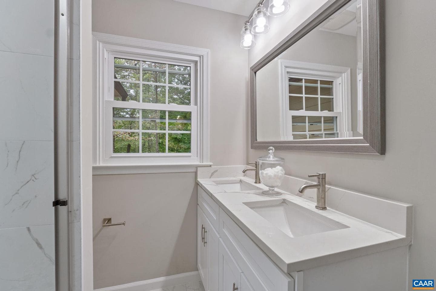 13 Chatham Ln photo 17