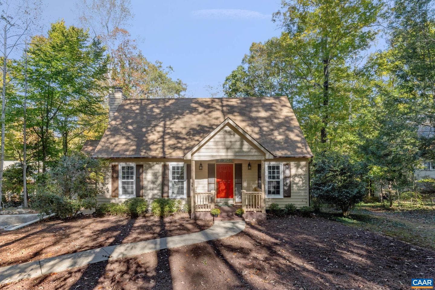13 Chatham Ln photo 2