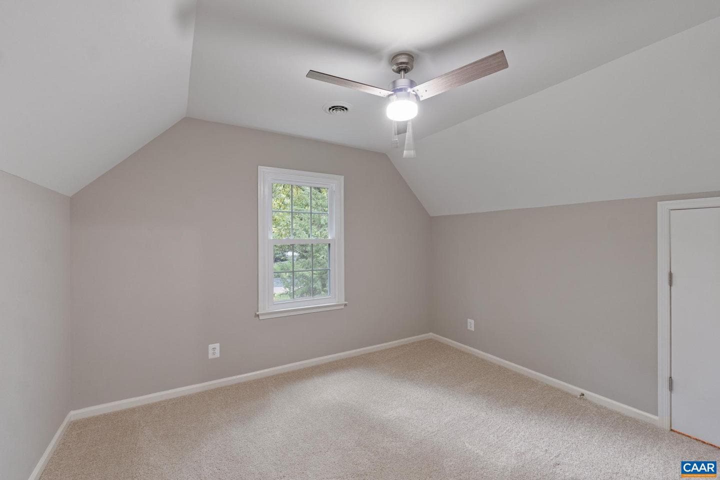 13 Chatham Ln photo 20