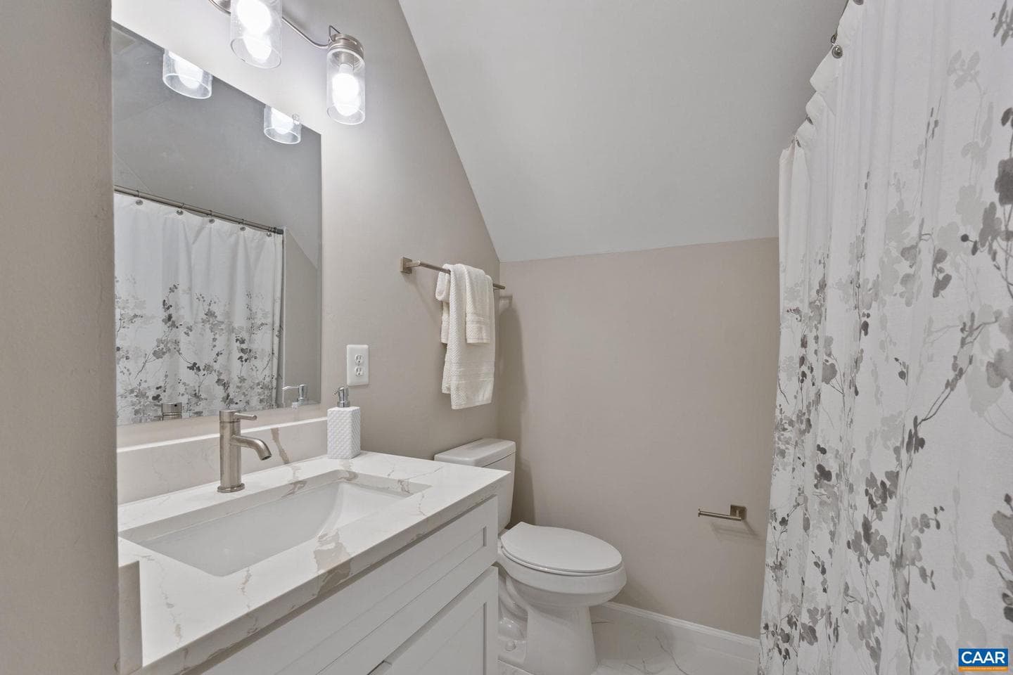 13 Chatham Ln photo 21