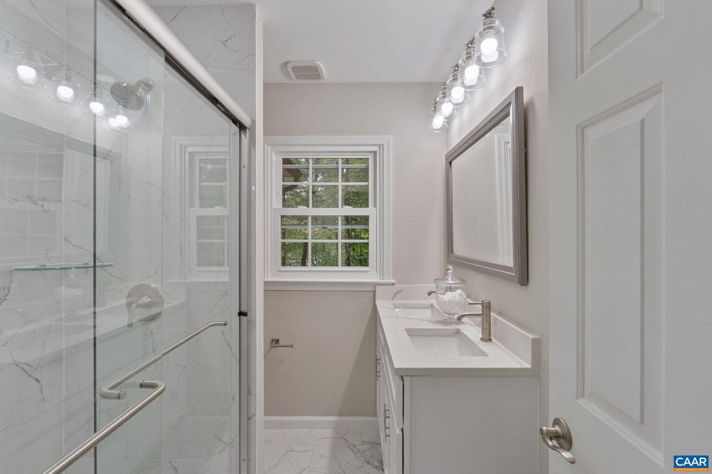 13 Chatham Ln photo 7