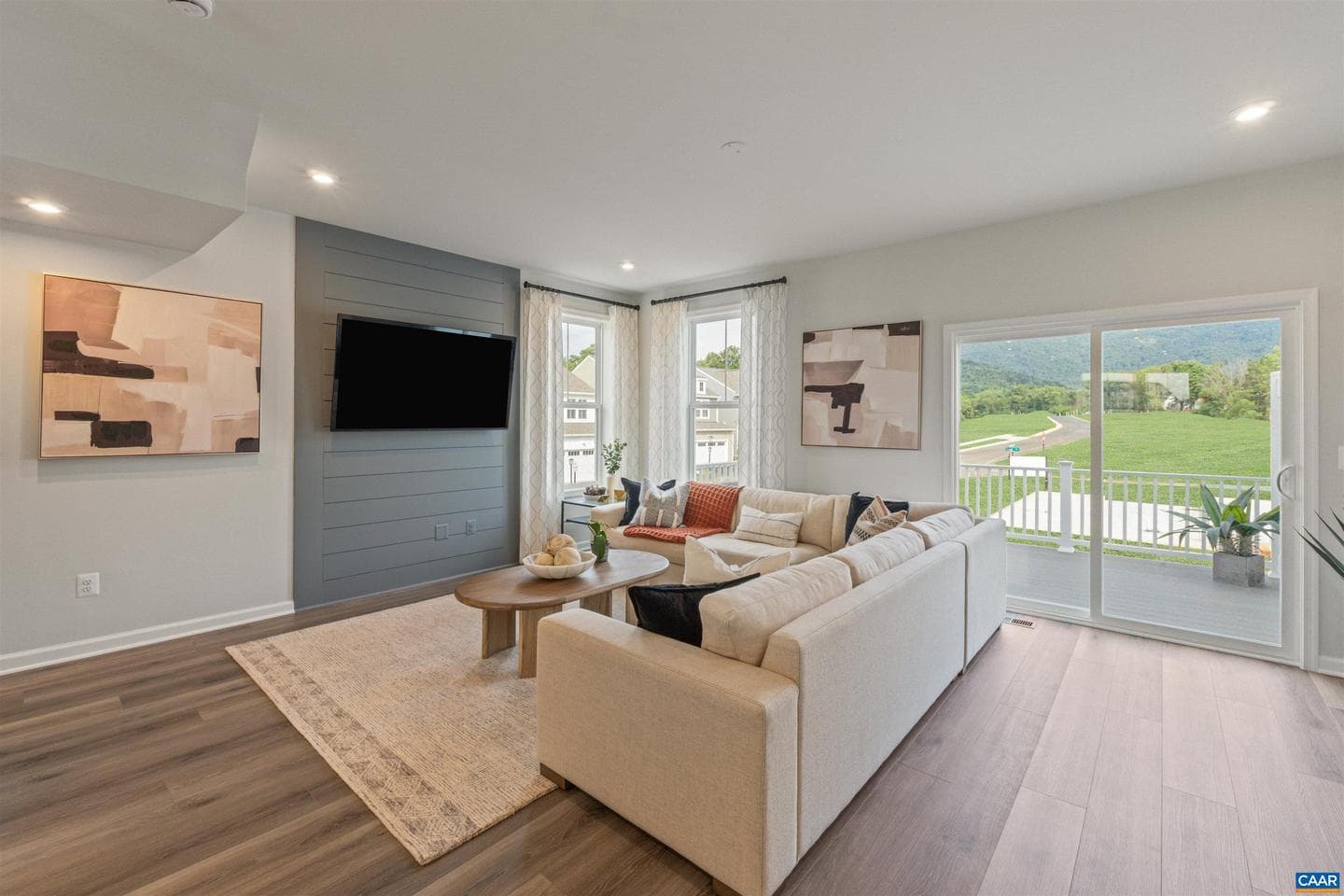 5966 Cling Ln photo 4
