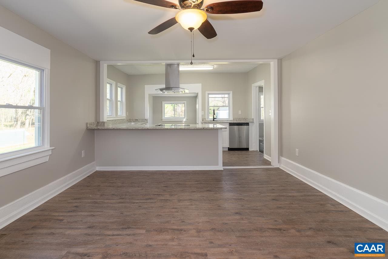7540 Damon Rd photo 10