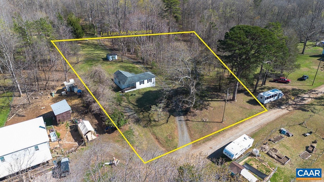 7540 Damon Rd photo 3