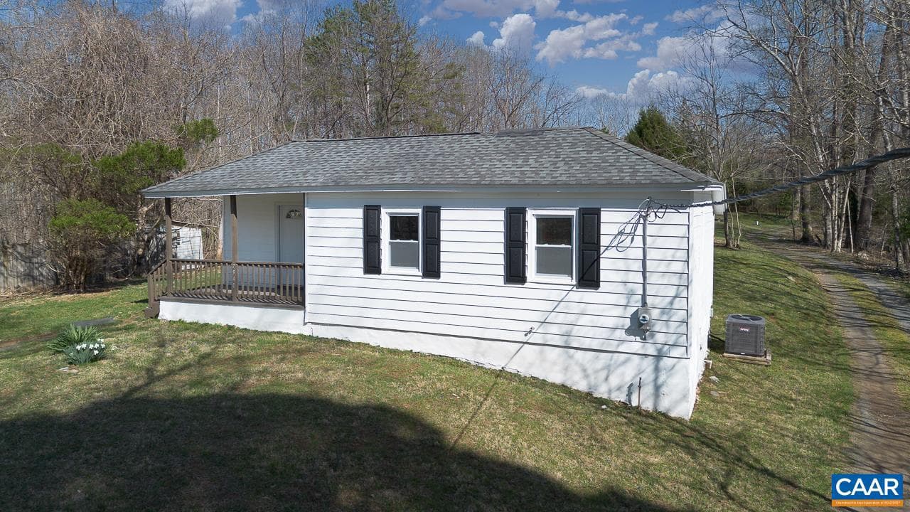 7540 Damon Rd photo 7