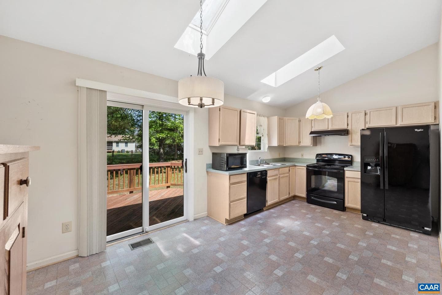 134 William Rd photo 11
