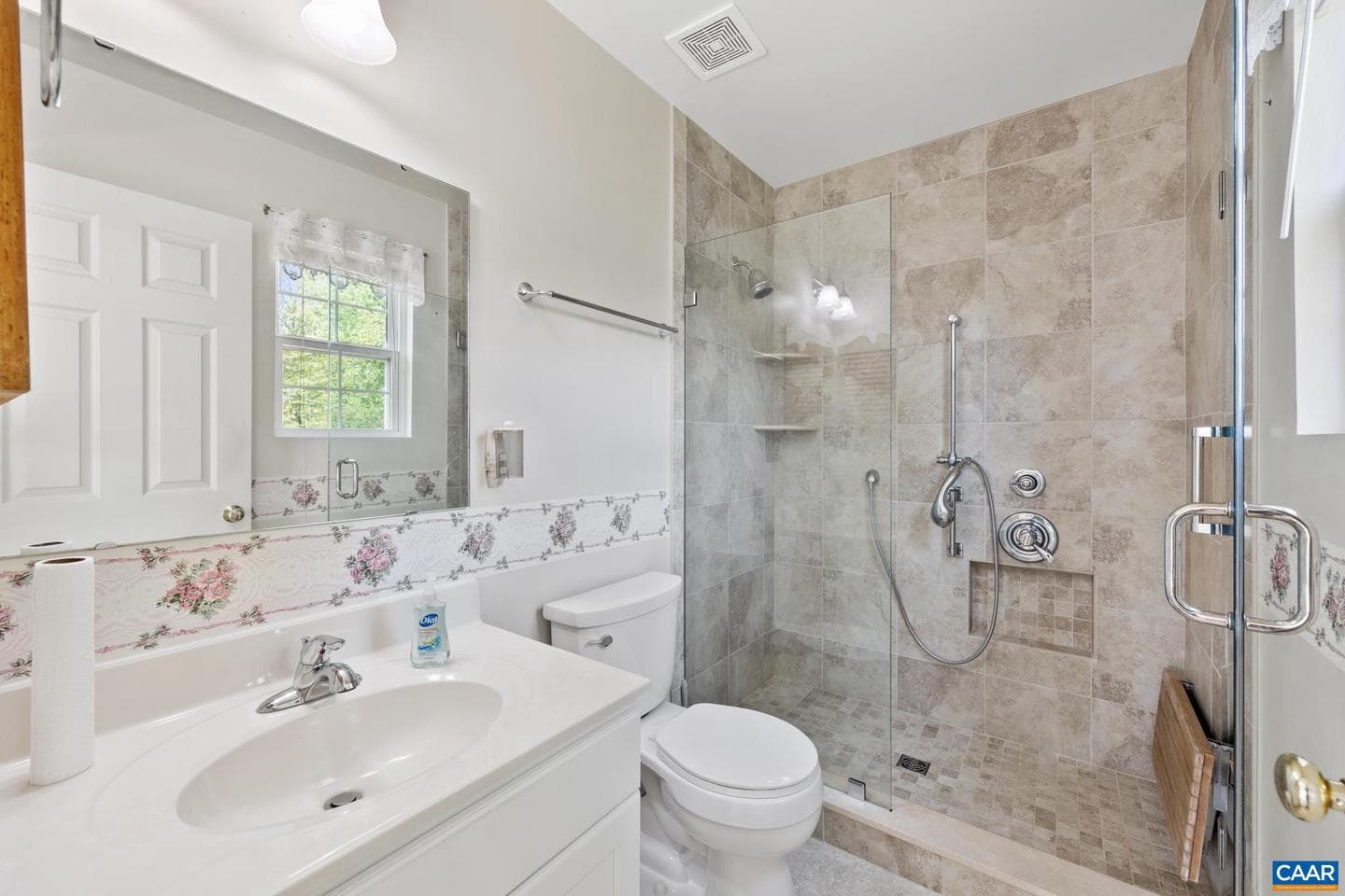 134 William Rd photo 19