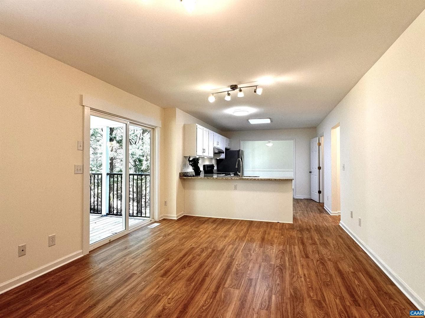 276 Rustling Oaks Way photo 10