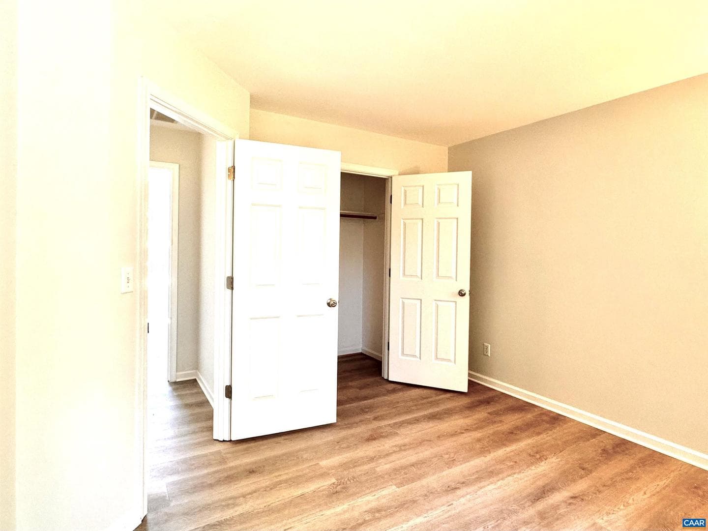 276 Rustling Oaks Way photo 15