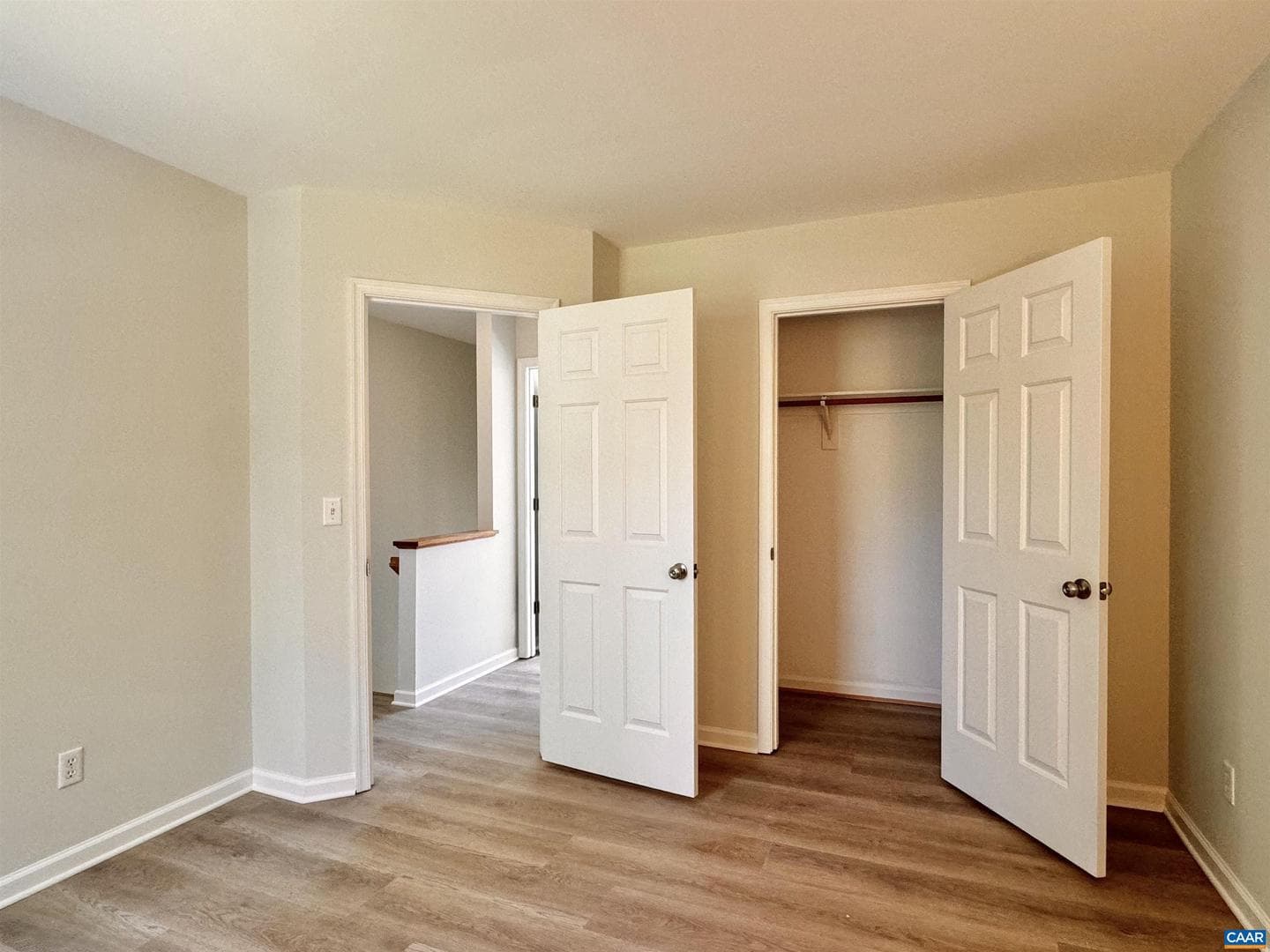 276 Rustling Oaks Way photo 23